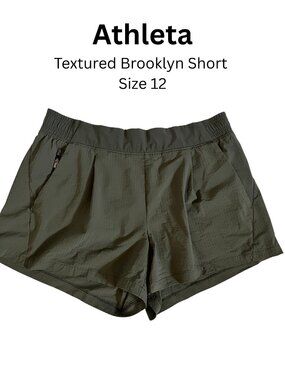 Athleta Textured Brooklyn Short 4" Dark Olive Green Travel Hiking Shorts Size 12